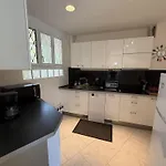 2 Bedroom In The Center Of - 2305 *