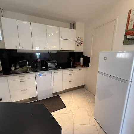 2 Bedroom In The Center Of - 2305 Διαμέρισμα Κάννες